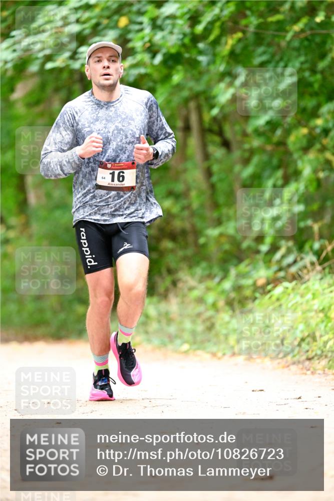 11.10.2026 - Bramfelder Halbmarathon 2026 Dr. Thomas Lammeyer http://msf.ph/oto/10826723 11.10.2026 10:58:11 Laufen 16 meine-sportfotos.de