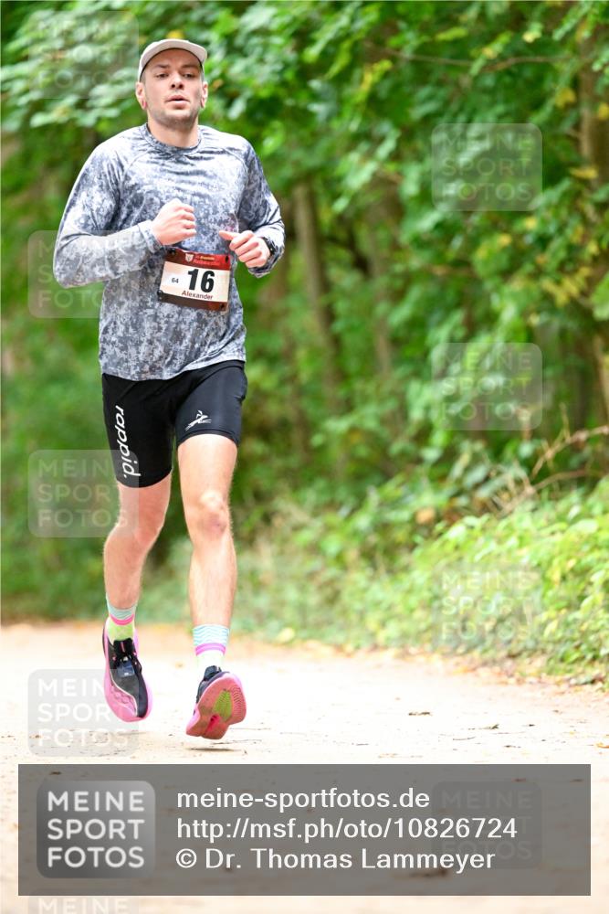 11.10.2026 - Bramfelder Halbmarathon 2026 Dr. Thomas Lammeyer http://msf.ph/oto/10826724 11.10.2026 10:58:11 Laufen 6416 meine-sportfotos.de