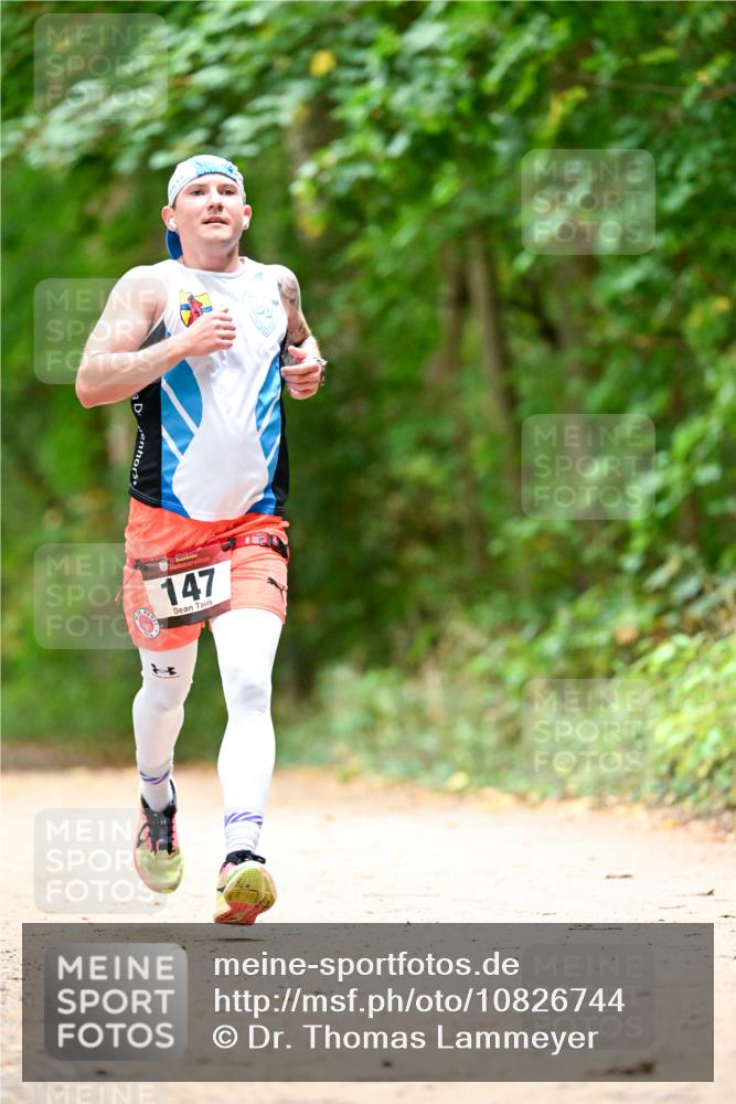 11.10.2026 - Bramfelder Halbmarathon 2026 Dr. Thomas Lammeyer http://msf.ph/oto/10826744 11.10.2026 10:58:17 Laufen 147 meine-sportfotos.de