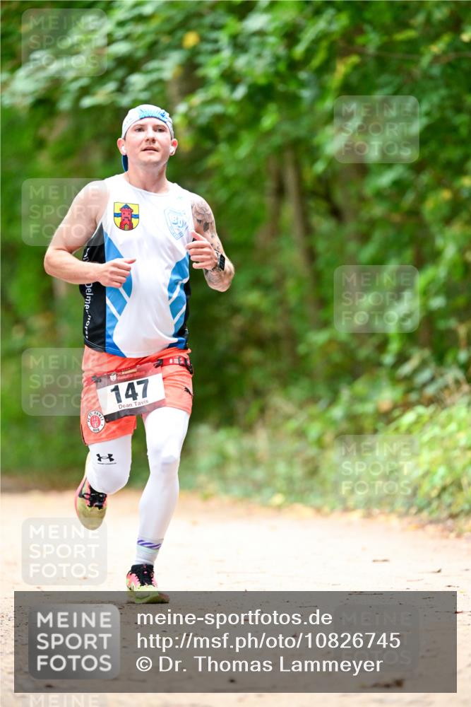 11.10.2026 - Bramfelder Halbmarathon 2026 Dr. Thomas Lammeyer http://msf.ph/oto/10826745 11.10.2026 10:58:17 Laufen 147 meine-sportfotos.de