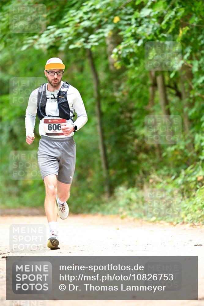 11.10.2026 - Bramfelder Halbmarathon 2026 Dr. Thomas Lammeyer http://msf.ph/oto/10826753 11.10.2026 10:58:21 Laufen 606 meine-sportfotos.de