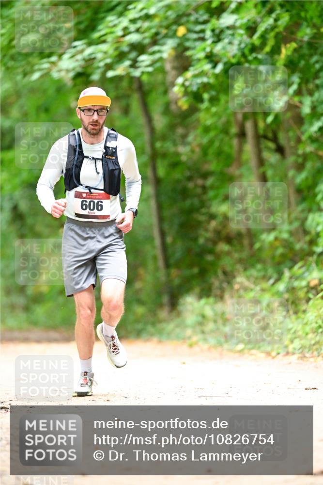11.10.2026 - Bramfelder Halbmarathon 2026 Dr. Thomas Lammeyer http://msf.ph/oto/10826754 11.10.2026 10:58:21 Laufen 606 meine-sportfotos.de