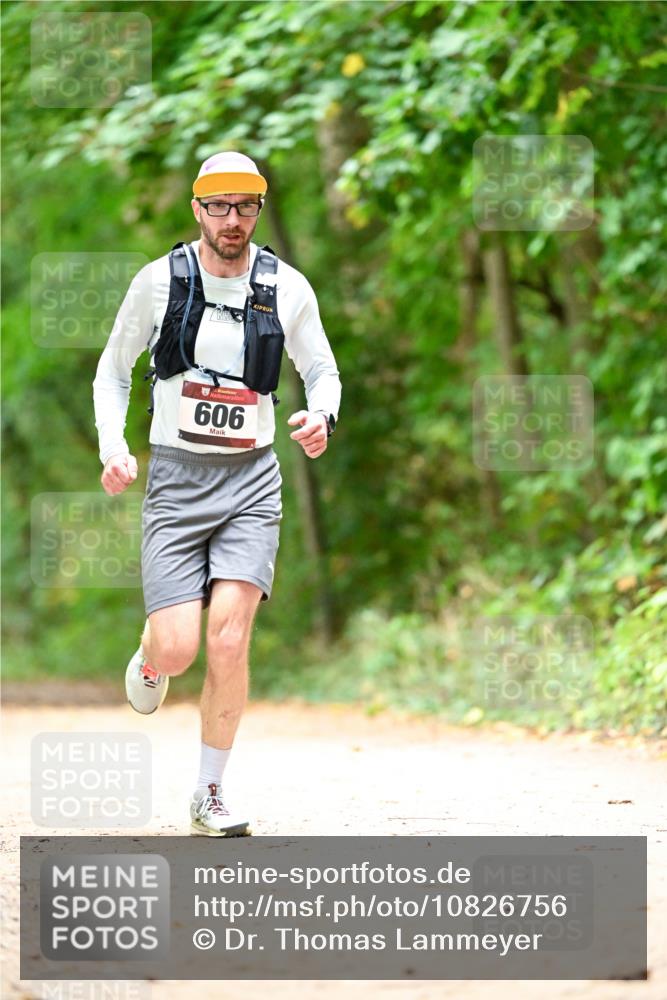 11.10.2026 - Bramfelder Halbmarathon 2026 Dr. Thomas Lammeyer http://msf.ph/oto/10826756 11.10.2026 10:58:21 Laufen 606 meine-sportfotos.de