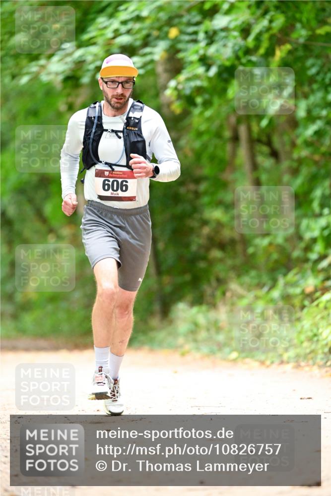 11.10.2026 - Bramfelder Halbmarathon 2026 Dr. Thomas Lammeyer http://msf.ph/oto/10826757 11.10.2026 10:58:22 Laufen 606 meine-sportfotos.de