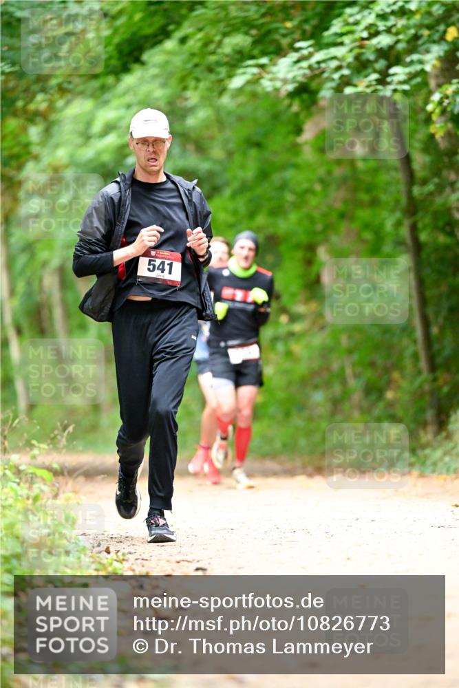 11.10.2026 - Bramfelder Halbmarathon 2026 Dr. Thomas Lammeyer http://msf.ph/oto/10826773 11.10.2026 10:58:40 Laufen 541 meine-sportfotos.de