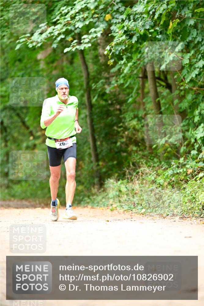 11.10.2026 - Bramfelder Halbmarathon 2026 Dr. Thomas Lammeyer http://msf.ph/oto/10826902 11.10.2026 10:59:29 Laufen  meine-sportfotos.de
