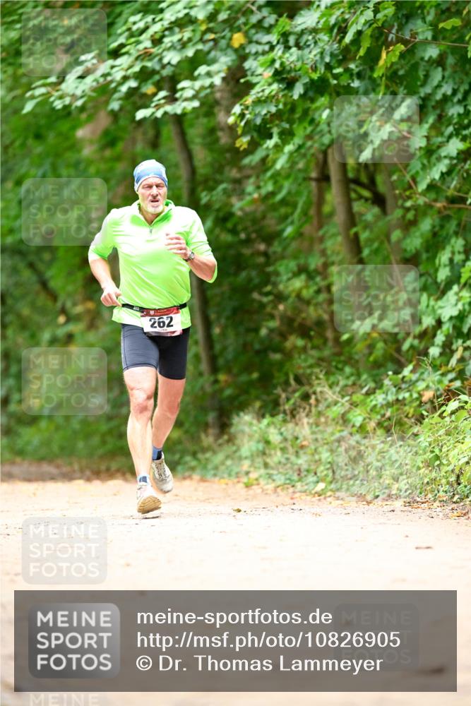 11.10.2026 - Bramfelder Halbmarathon 2026 Dr. Thomas Lammeyer http://msf.ph/oto/10826905 11.10.2026 10:59:29 Laufen 262 meine-sportfotos.de