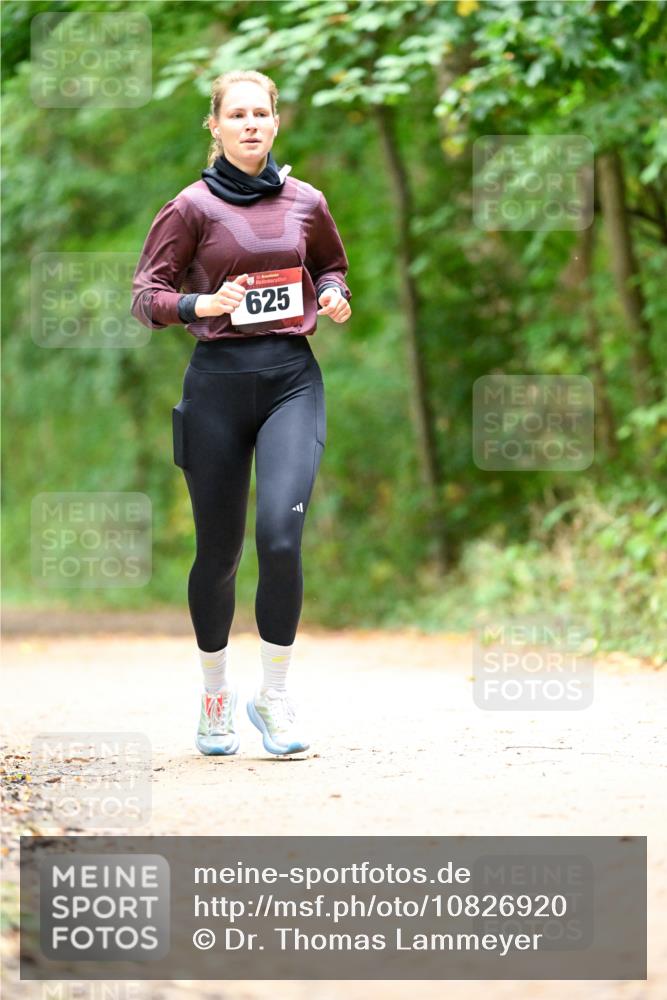 11.10.2026 - Bramfelder Halbmarathon 2026 Dr. Thomas Lammeyer http://msf.ph/oto/10826920 11.10.2026 10:59:32 Laufen 625 meine-sportfotos.de
