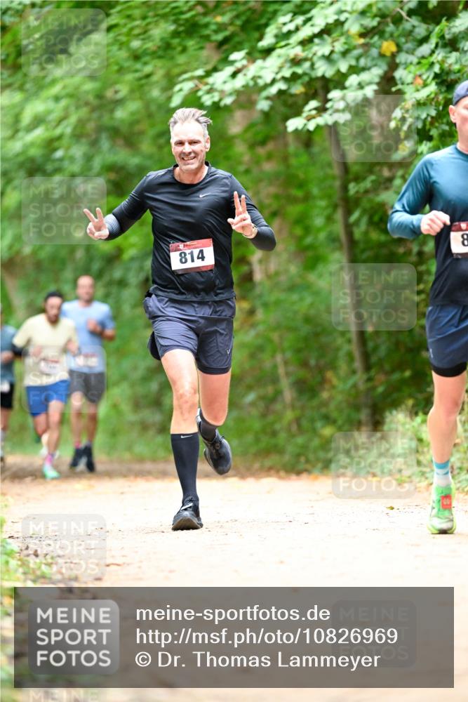 11.10.2026 - Bramfelder Halbmarathon 2026 Dr. Thomas Lammeyer http://msf.ph/oto/10826969 11.10.2026 10:59:49 Laufen 814, 8 meine-sportfotos.de