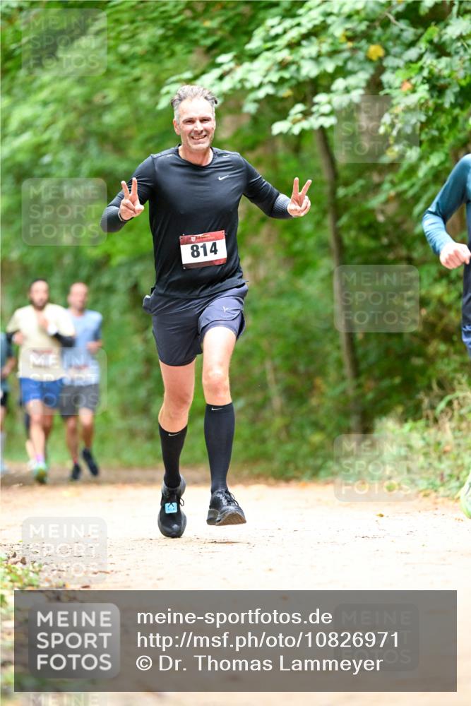 11.10.2026 - Bramfelder Halbmarathon 2026 Dr. Thomas Lammeyer http://msf.ph/oto/10826971 11.10.2026 10:59:49 Laufen 814 meine-sportfotos.de