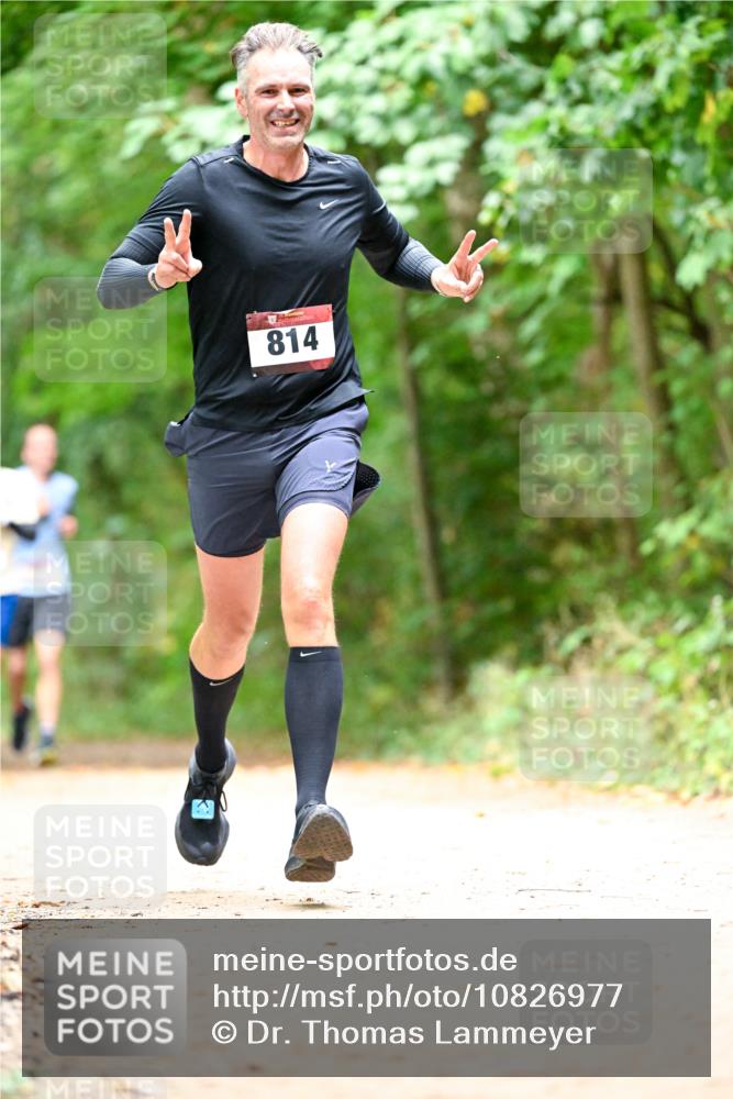 11.10.2026 - Bramfelder Halbmarathon 2026 Dr. Thomas Lammeyer http://msf.ph/oto/10826977 11.10.2026 10:59:50 Laufen 814 meine-sportfotos.de