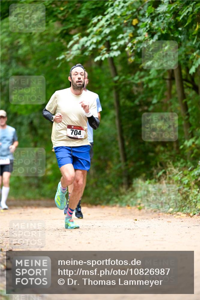 11.10.2026 - Bramfelder Halbmarathon 2026 Dr. Thomas Lammeyer http://msf.ph/oto/10826987 11.10.2026 10:59:54 Laufen 704, 63 meine-sportfotos.de
