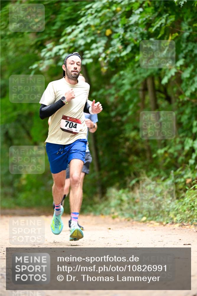 11.10.2026 - Bramfelder Halbmarathon 2026 Dr. Thomas Lammeyer http://msf.ph/oto/10826991 11.10.2026 10:59:54 Laufen 704, 63 meine-sportfotos.de