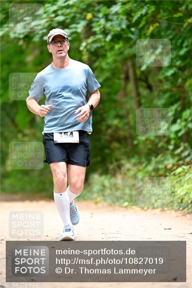 11.10.2026 - Bramfelder Halbmarathon 2026 Dr. Thomas Lammeyer http://msf.ph/oto/10827019 11.10.2026 11:00:00 Laufen 154 meine-sportfotos.de