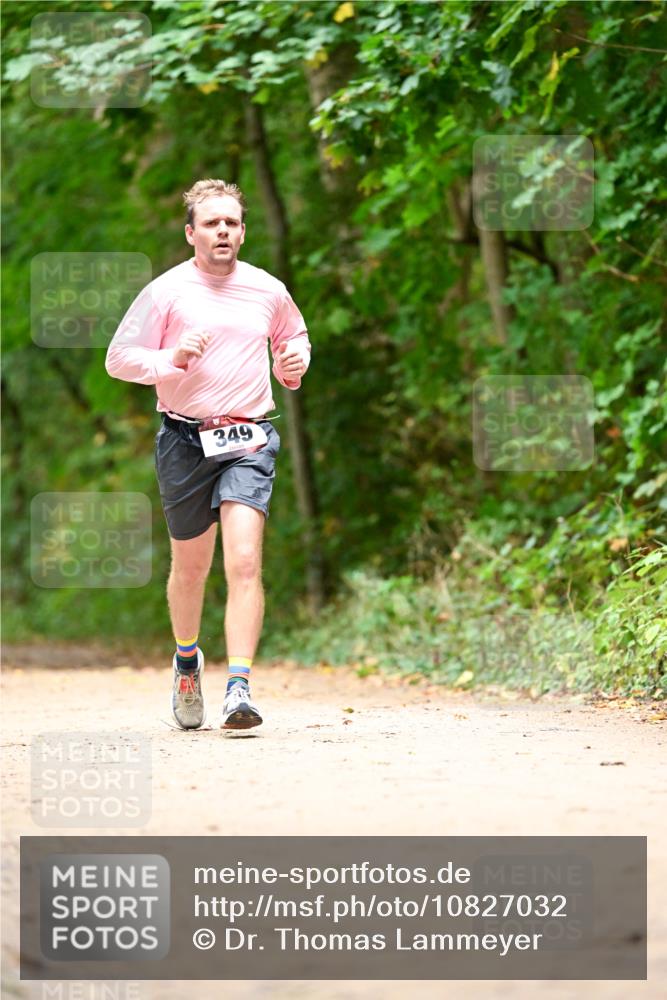 11.10.2026 - Bramfelder Halbmarathon 2026 Dr. Thomas Lammeyer http://msf.ph/oto/10827032 11.10.2026 11:00:09 Laufen 349 meine-sportfotos.de