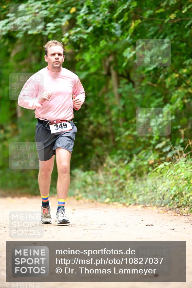 11.10.2026 - Bramfelder Halbmarathon 2026 Dr. Thomas Lammeyer http://msf.ph/oto/10827037 11.10.2026 11:00:10 Laufen 349 meine-sportfotos.de