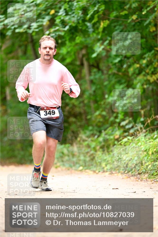 11.10.2026 - Bramfelder Halbmarathon 2026 Dr. Thomas Lammeyer http://msf.ph/oto/10827039 11.10.2026 11:00:10 Laufen 349 meine-sportfotos.de