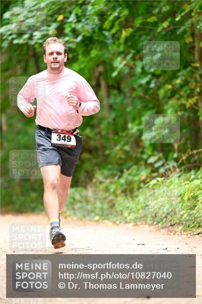 11.10.2026 - Bramfelder Halbmarathon 2026 Dr. Thomas Lammeyer http://msf.ph/oto/10827040 11.10.2026 11:00:10 Laufen 349 meine-sportfotos.de