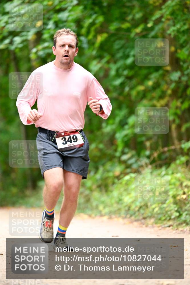 11.10.2026 - Bramfelder Halbmarathon 2026 Dr. Thomas Lammeyer http://msf.ph/oto/10827044 11.10.2026 11:00:11 Laufen 349 meine-sportfotos.de