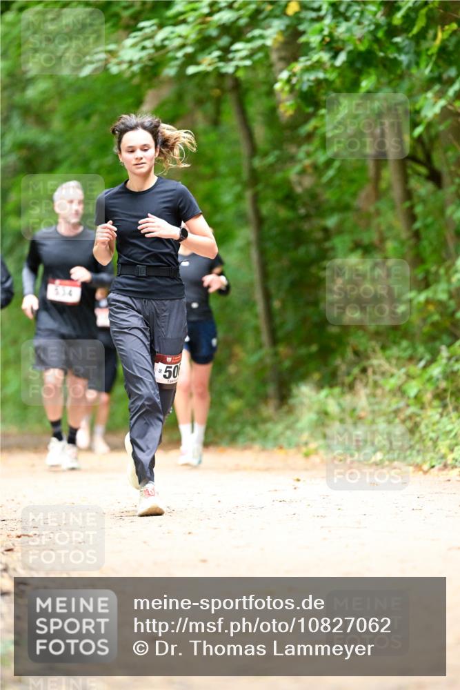 11.10.2026 - Bramfelder Halbmarathon 2026 Dr. Thomas Lammeyer http://msf.ph/oto/10827062 11.10.2026 11:00:28 Laufen 634, 50 meine-sportfotos.de