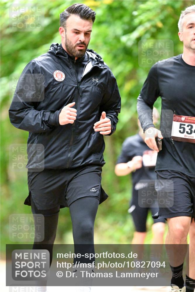 11.10.2026 - Bramfelder Halbmarathon 2026 Dr. Thomas Lammeyer http://msf.ph/oto/10827094 11.10.2026 11:00:33 Laufen 1910, 35, 53 meine-sportfotos.de