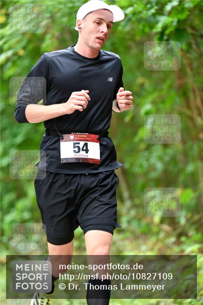 11.10.2026 - Bramfelder Halbmarathon 2026 Dr. Thomas Lammeyer http://msf.ph/oto/10827109 11.10.2026 11:00:39 Laufen 35, 54 meine-sportfotos.de