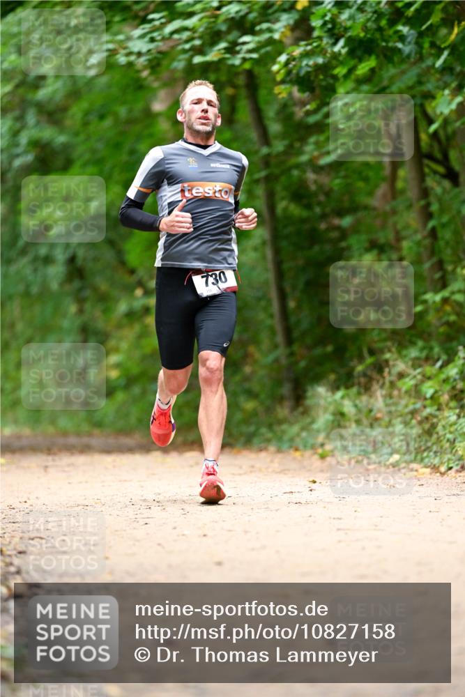 11.10.2026 - Bramfelder Halbmarathon 2026 Dr. Thomas Lammeyer http://msf.ph/oto/10827158 11.10.2026 11:01:01 Laufen 730 meine-sportfotos.de