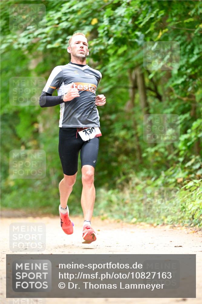 11.10.2026 - Bramfelder Halbmarathon 2026 Dr. Thomas Lammeyer http://msf.ph/oto/10827163 11.10.2026 11:01:02 Laufen 730 meine-sportfotos.de