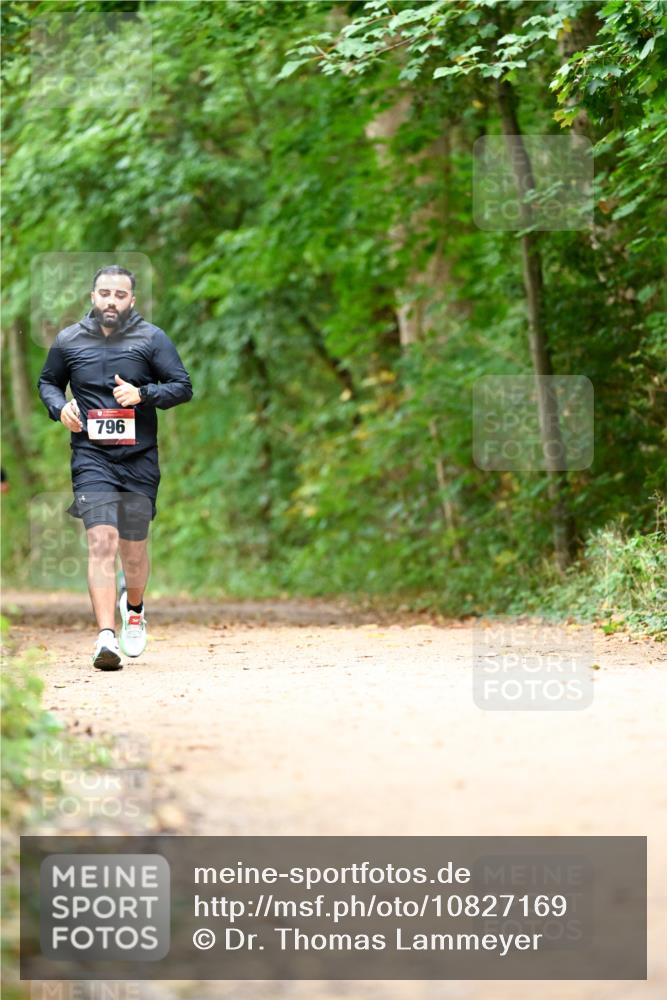 11.10.2026 - Bramfelder Halbmarathon 2026 Dr. Thomas Lammeyer http://msf.ph/oto/10827169 11.10.2026 11:01:08 Laufen 796 meine-sportfotos.de