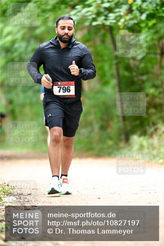 11.10.2026 - Bramfelder Halbmarathon 2026 Dr. Thomas Lammeyer http://msf.ph/oto/10827197 11.10.2026 11:01:12 Laufen 35, 796 meine-sportfotos.de