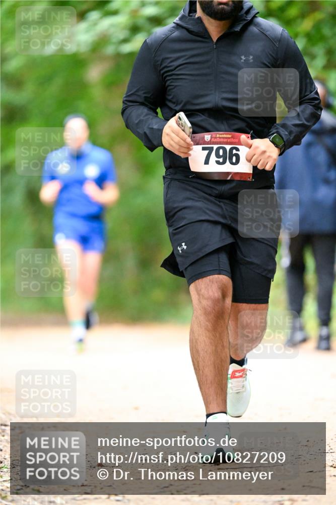 11.10.2026 - Bramfelder Halbmarathon 2026 Dr. Thomas Lammeyer http://msf.ph/oto/10827209 11.10.2026 11:01:14 Laufen 35, 796 meine-sportfotos.de