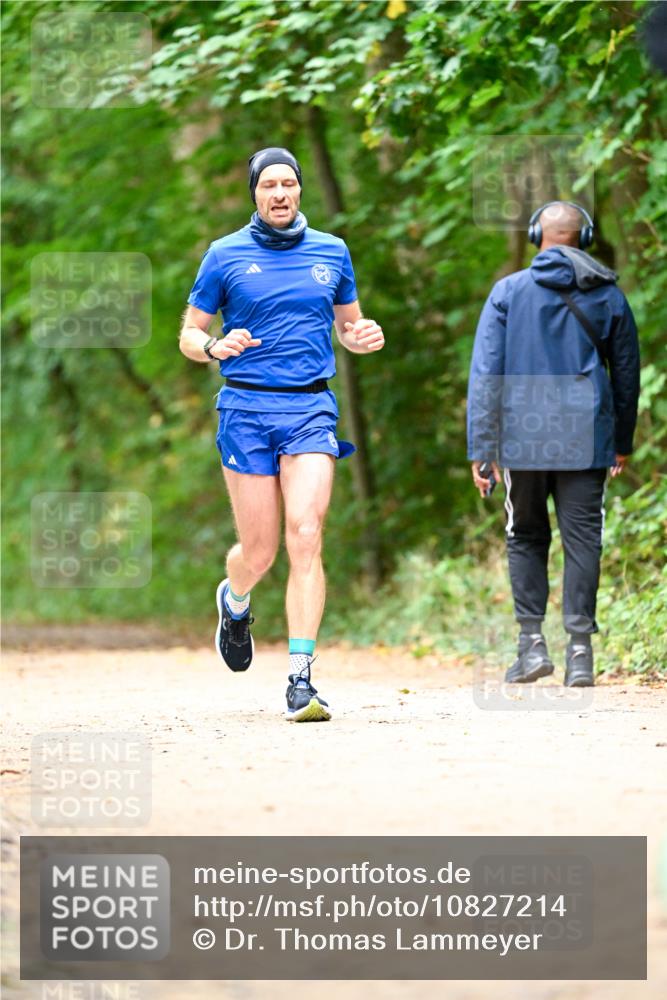 11.10.2026 - Bramfelder Halbmarathon 2026 Dr. Thomas Lammeyer http://msf.ph/oto/10827214 11.10.2026 11:01:15 Laufen  meine-sportfotos.de