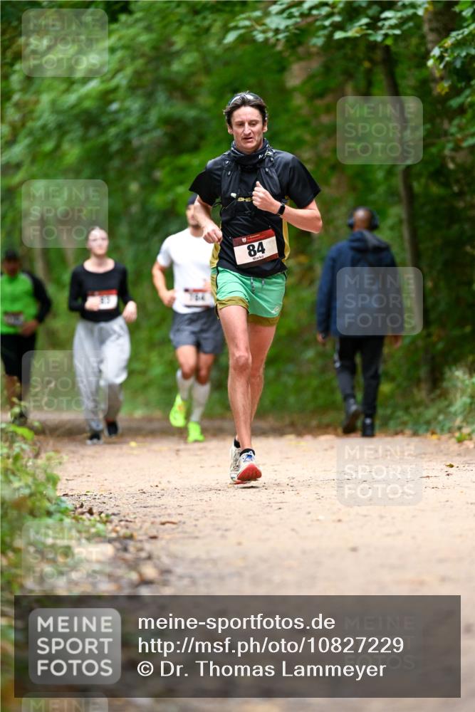 11.10.2026 - Bramfelder Halbmarathon 2026 Dr. Thomas Lammeyer http://msf.ph/oto/10827229 11.10.2026 11:01:22 Laufen 84 meine-sportfotos.de