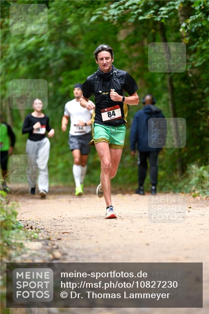 11.10.2026 - Bramfelder Halbmarathon 2026 Dr. Thomas Lammeyer http://msf.ph/oto/10827230 11.10.2026 11:01:22 Laufen 84 meine-sportfotos.de