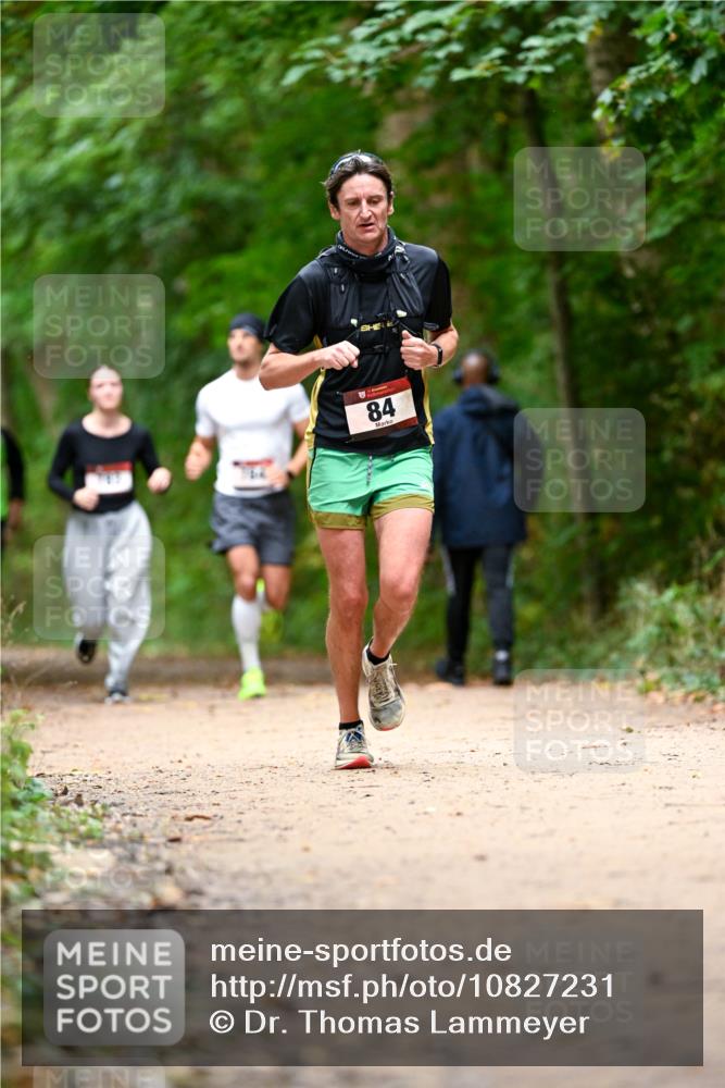 11.10.2026 - Bramfelder Halbmarathon 2026 Dr. Thomas Lammeyer http://msf.ph/oto/10827231 11.10.2026 11:01:22 Laufen 84 meine-sportfotos.de