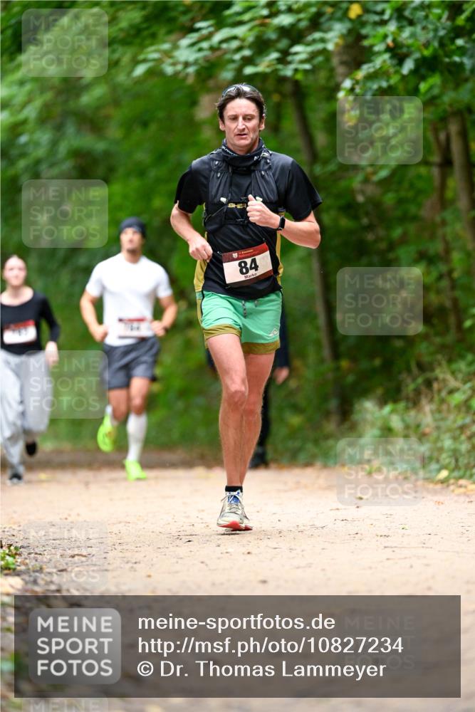 11.10.2026 - Bramfelder Halbmarathon 2026 Dr. Thomas Lammeyer http://msf.ph/oto/10827234 11.10.2026 11:01:22 Laufen 84 meine-sportfotos.de