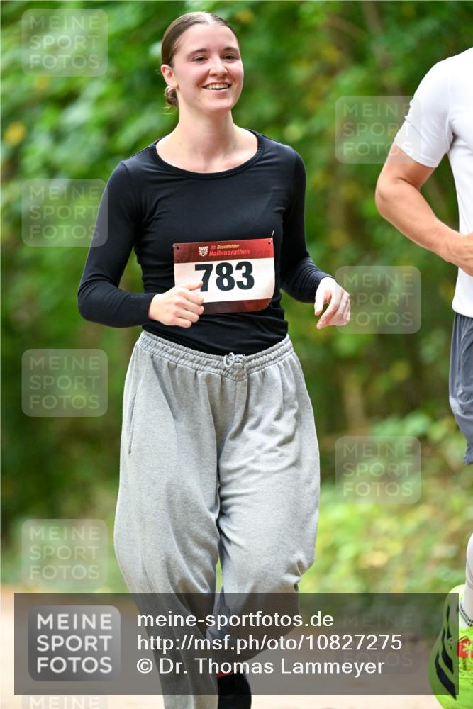 11.10.2026 - Bramfelder Halbmarathon 2026 Dr. Thomas Lammeyer http://msf.ph/oto/10827275 11.10.2026 11:01:29 Laufen 35, 783 meine-sportfotos.de