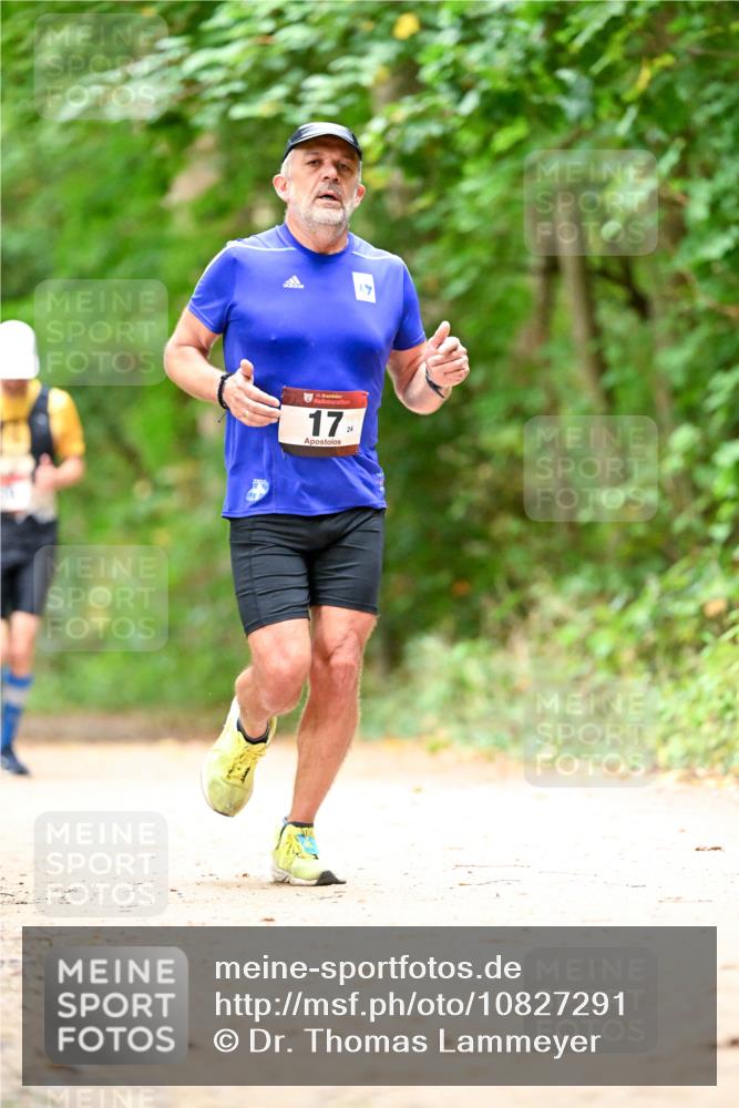 11.10.2026 - Bramfelder Halbmarathon 2026 Dr. Thomas Lammeyer http://msf.ph/oto/10827291 11.10.2026 11:01:34 Laufen 17 meine-sportfotos.de