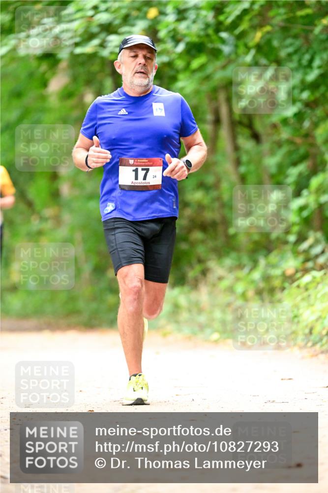 11.10.2026 - Bramfelder Halbmarathon 2026 Dr. Thomas Lammeyer http://msf.ph/oto/10827293 11.10.2026 11:01:34 Laufen 174, 1 meine-sportfotos.de