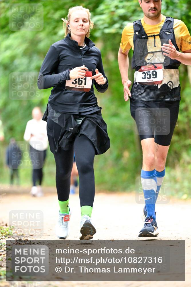 11.10.2026 - Bramfelder Halbmarathon 2026 Dr. Thomas Lammeyer http://msf.ph/oto/10827316 11.10.2026 11:01:39 Laufen 361, 359 meine-sportfotos.de
