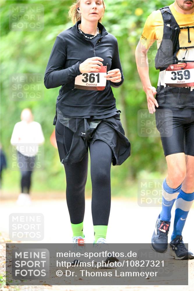 11.10.2026 - Bramfelder Halbmarathon 2026 Dr. Thomas Lammeyer http://msf.ph/oto/10827321 11.10.2026 11:01:39 Laufen 361, 35, 359 meine-sportfotos.de