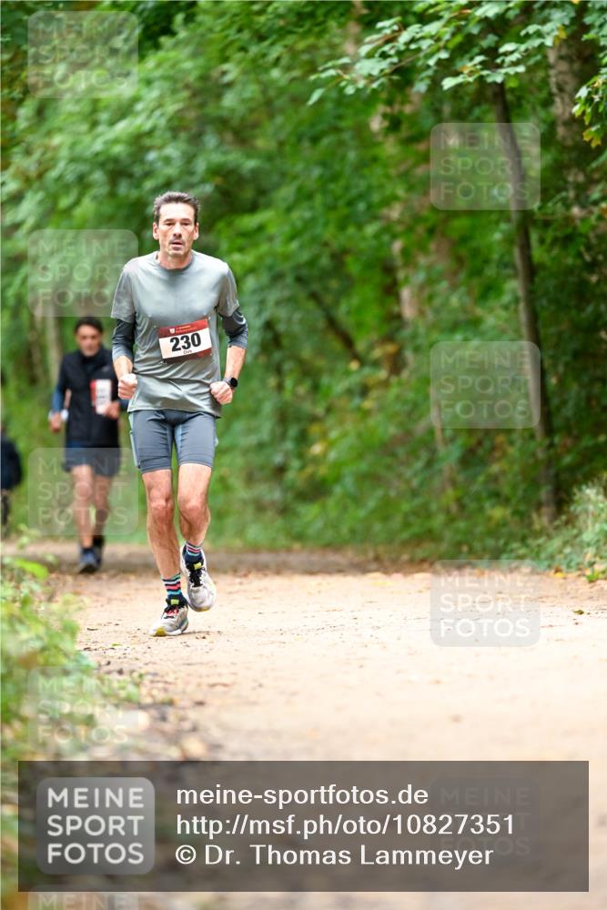 11.10.2026 - Bramfelder Halbmarathon 2026 Dr. Thomas Lammeyer http://msf.ph/oto/10827351 11.10.2026 11:01:50 Laufen 230 meine-sportfotos.de
