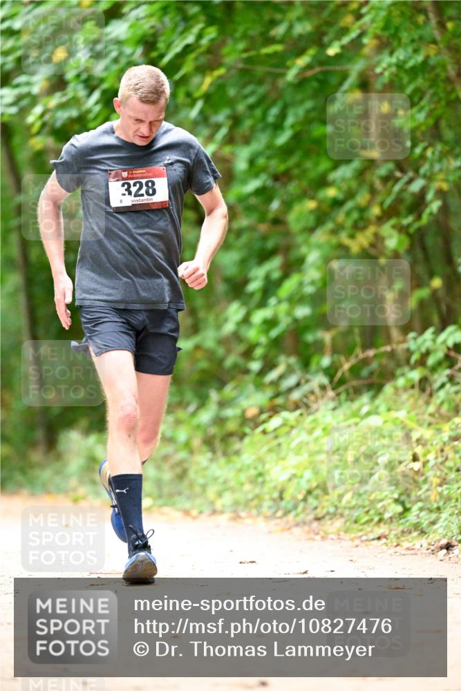 11.10.2026 - Bramfelder Halbmarathon 2026 Dr. Thomas Lammeyer http://msf.ph/oto/10827476 11.10.2026 11:02:54 Laufen 328 meine-sportfotos.de