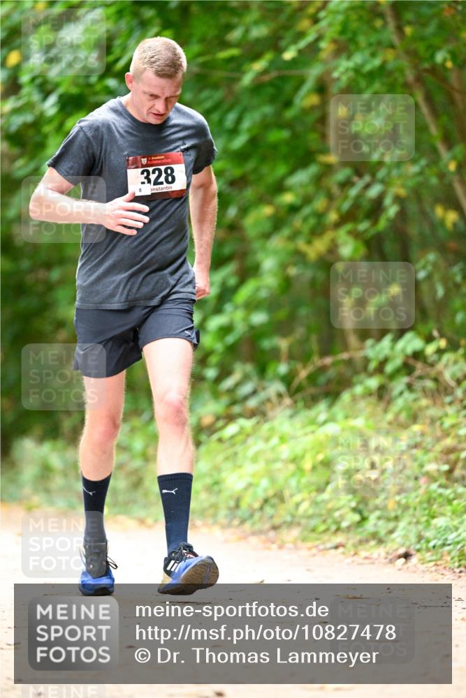 11.10.2026 - Bramfelder Halbmarathon 2026 Dr. Thomas Lammeyer http://msf.ph/oto/10827478 11.10.2026 11:02:54 Laufen 8, 328, 11 meine-sportfotos.de