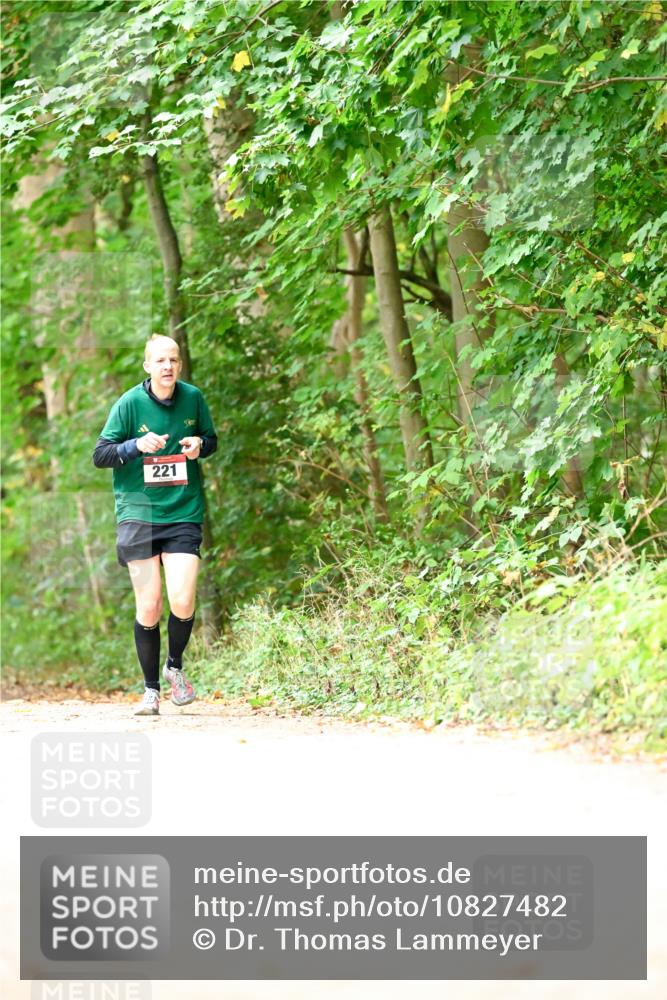 11.10.2026 - Bramfelder Halbmarathon 2026 Dr. Thomas Lammeyer http://msf.ph/oto/10827482 11.10.2026 11:03:00 Laufen 221 meine-sportfotos.de