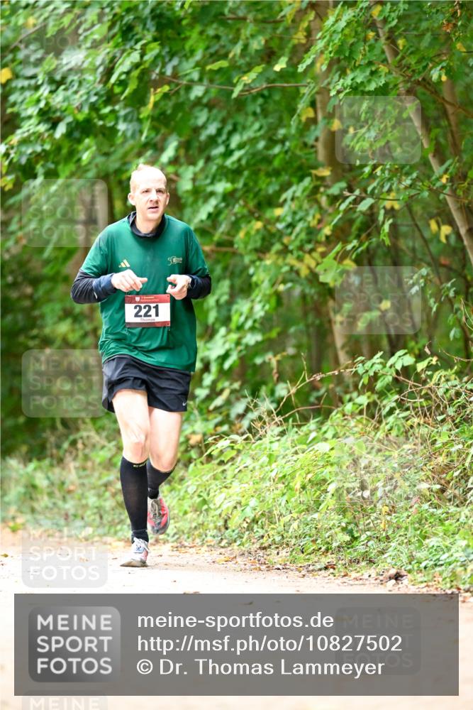 11.10.2026 - Bramfelder Halbmarathon 2026 Dr. Thomas Lammeyer http://msf.ph/oto/10827502 11.10.2026 11:03:03 Laufen 221, 50 meine-sportfotos.de