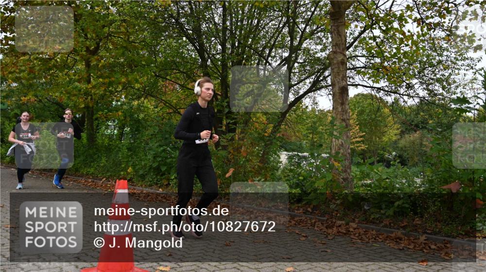 11.10.2026 - Bramfelder Halbmarathon 2026 J. Mangold http://msf.ph/oto/10827672 11.10.2026 10:42:46 Laufen 16, 243, 357, 616 meine-sportfotos.de