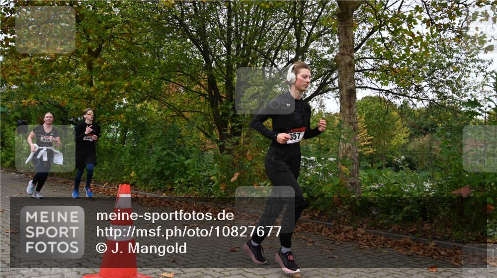 11.10.2026 - Bramfelder Halbmarathon 2026 J. Mangold http://msf.ph/oto/10827677 11.10.2026 10:42:46 Laufen 16, 243, 357, 616 meine-sportfotos.de