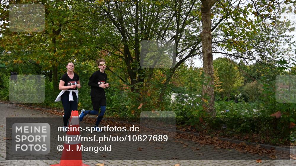 11.10.2026 - Bramfelder Halbmarathon 2026 J. Mangold http://msf.ph/oto/10827689 11.10.2026 10:42:47 Laufen 16, 243, 357, 616 meine-sportfotos.de