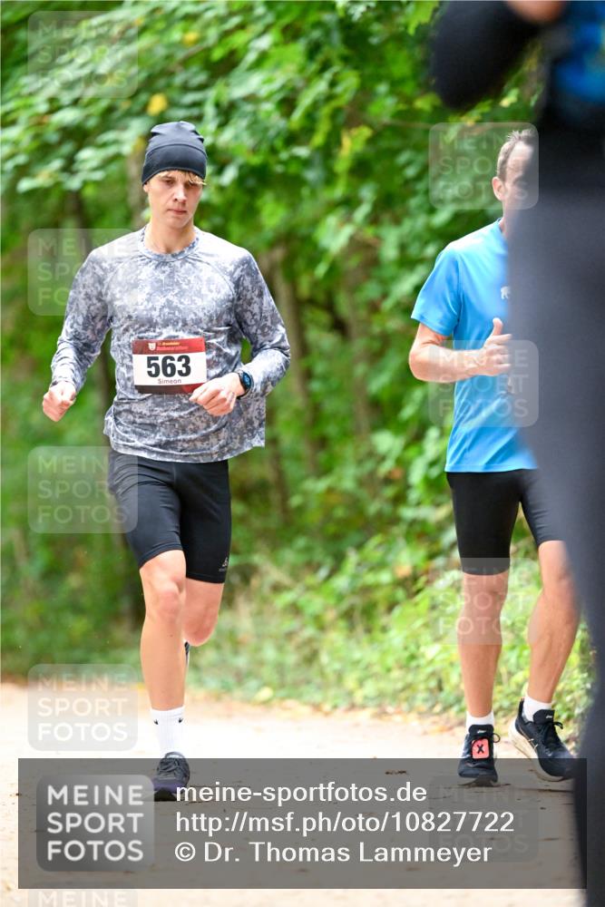 11.10.2026 - Bramfelder Halbmarathon 2026 Dr. Thomas Lammeyer http://msf.ph/oto/10827722 11.10.2026 11:03:55 Laufen 35, 563 meine-sportfotos.de